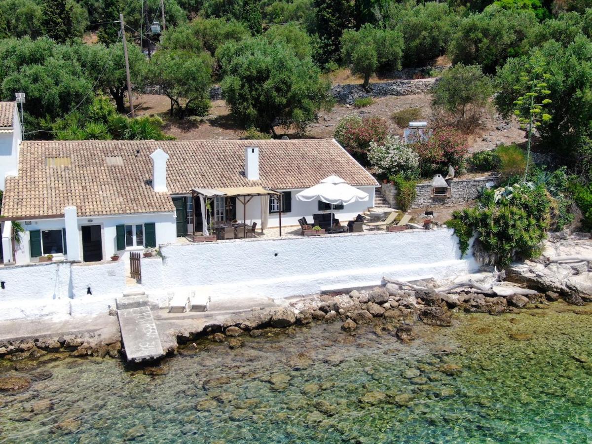 Nissaki Olive Press Villas Nisaki  Buitenkant foto