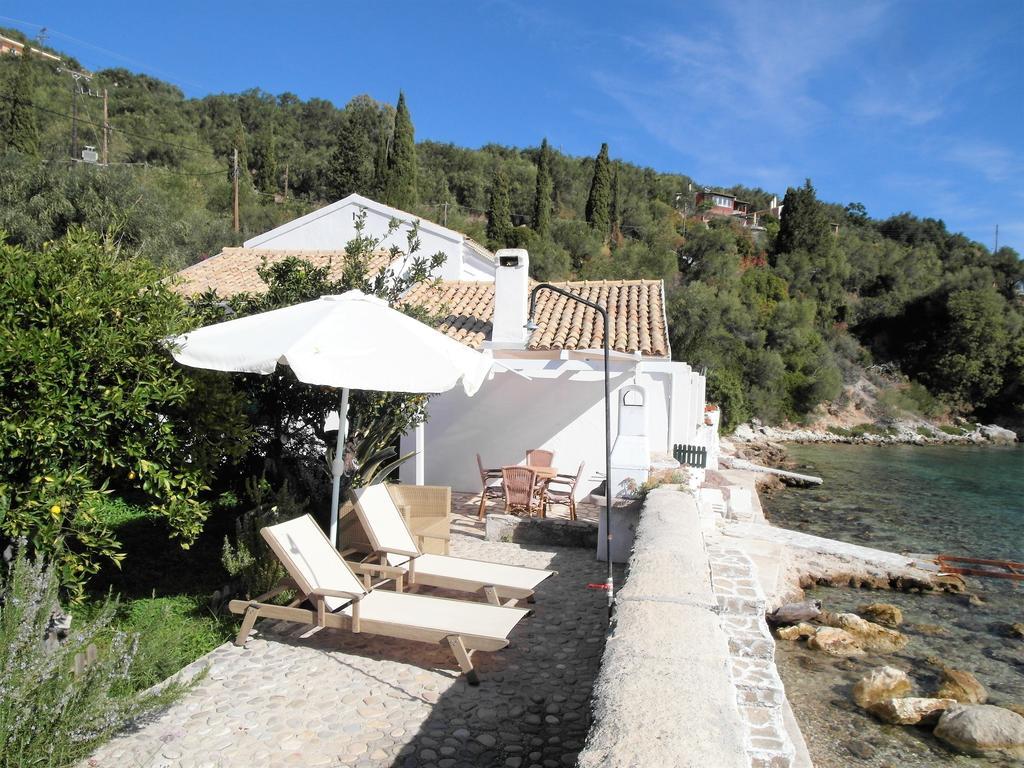 Nissaki Olive Press Villas Nisaki  Buitenkant foto